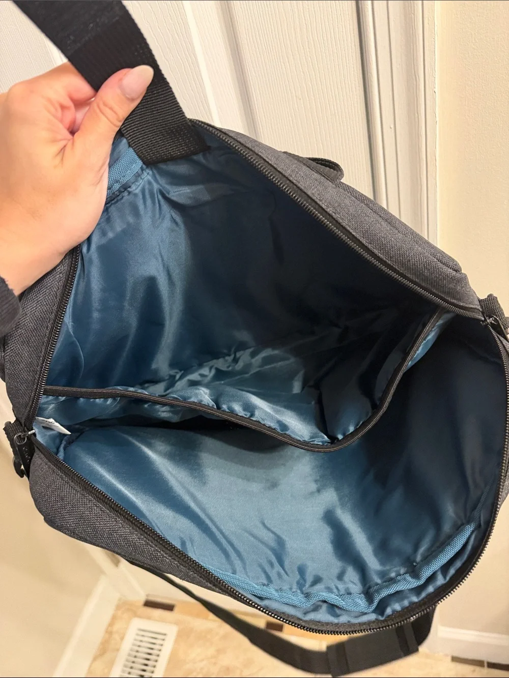 Lenovo Laptop Messenger Bag